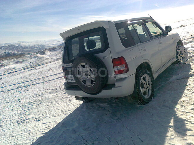 Mitsubishi Pajero io 2000, 190,000 km - 0.2 l - Şamaxı
