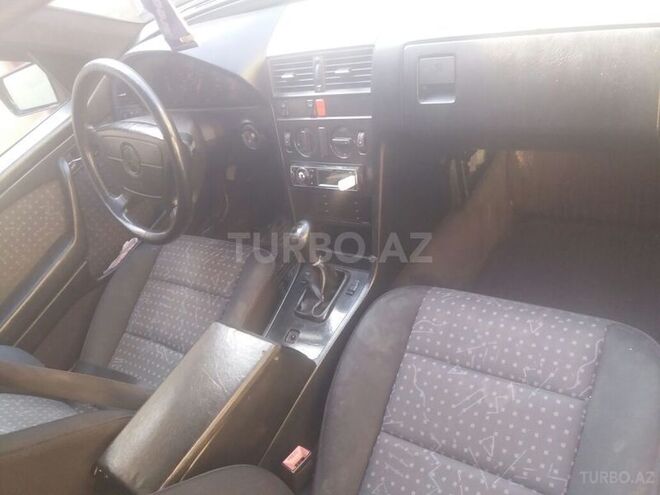Mercedes C 200 1994, 283,200 km - 2.0 л - Bakı