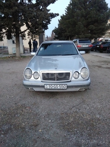 Mercedes E 230 1996, 348,123 km - 2.3 l - Sumqayıt