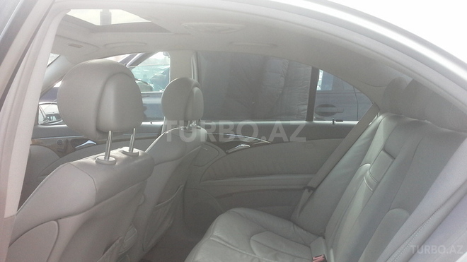 Mercedes E 350 2006, 117,000 km - 3.5 l - Bakı