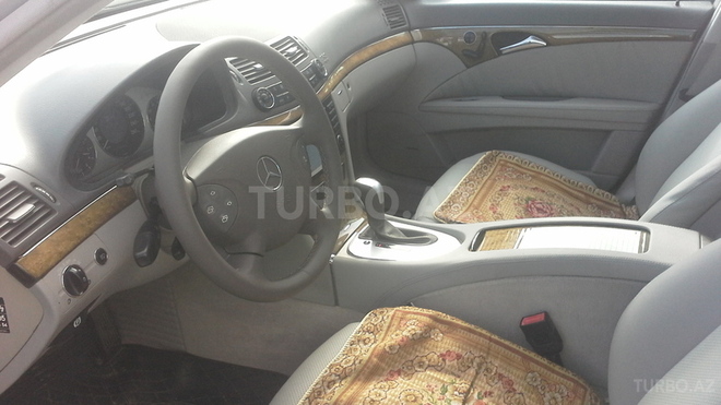 Mercedes E 350 2006, 117,000 km - 3.5 l - Bakı