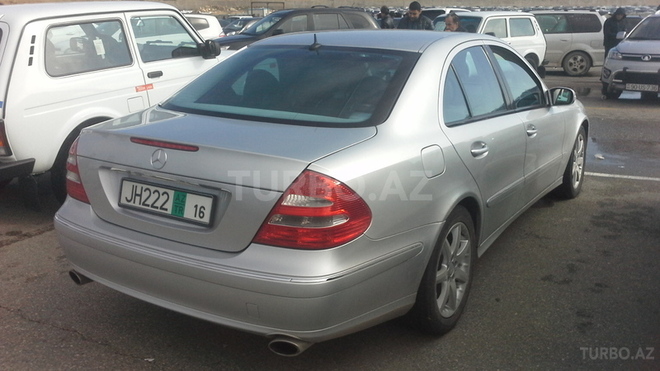 Mercedes E 350 2006, 117,000 km - 3.5 l - Bakı