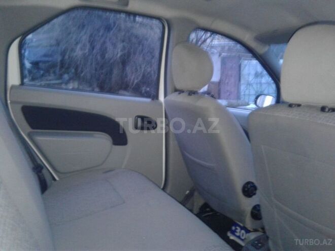 Renault Logan 2013, 130,000 km - 1.6 l - Bakı