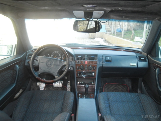 Mercedes C 180 1994, 253,557 km - 1.8 л - Bakı