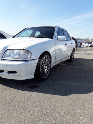 Mercedes C 230 1998, 252,000 km - 2.3 l - Bakı