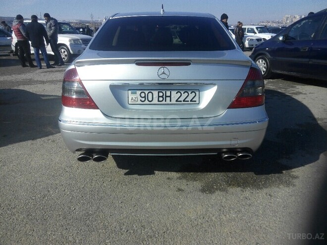 Mercedes E 220 2005, 193,000 km - 2.2 l - Bakı