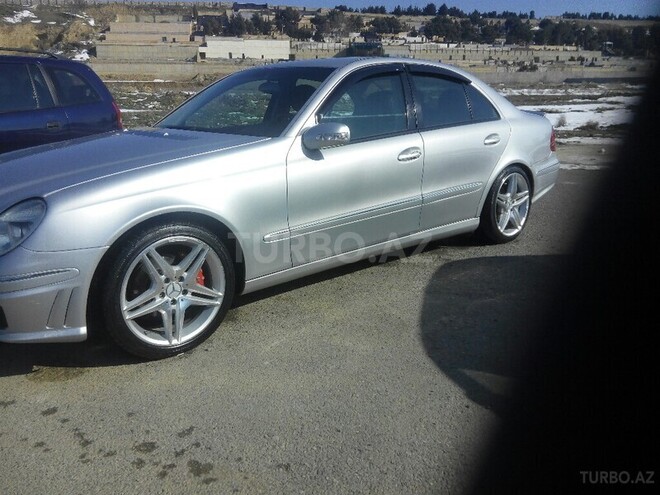 Mercedes E 220 2005, 193,000 km - 2.2 l - Bakı