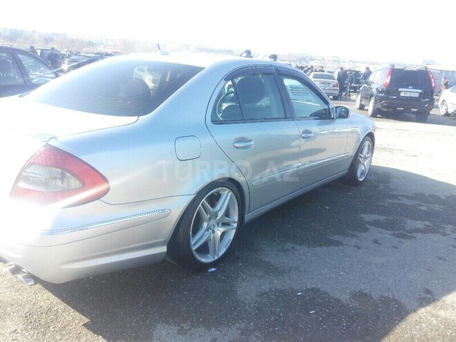 Mercedes E 220 2005, 193,000 km - 2.2 l - Bakı