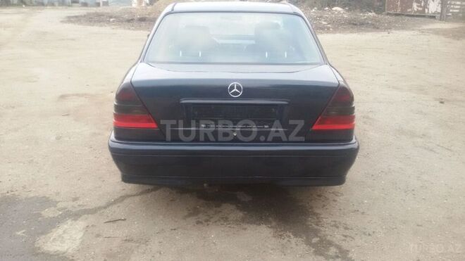 Mercedes C 220 1997, 346,000 km - 2.2 l - Bakı