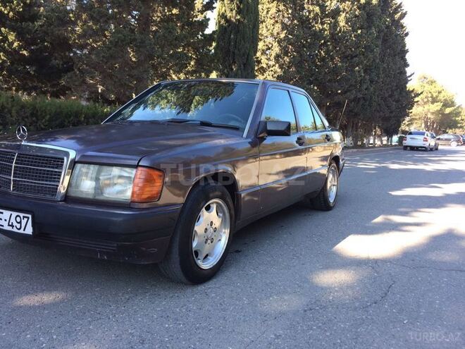 Mercedes 190 1992, 320,000 km - 2.0 l - Sumqayıt