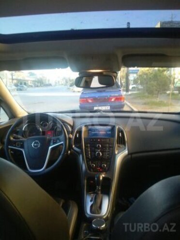 Opel Astra 2011, 145,000 km - 1.6 l - Sumqayıt