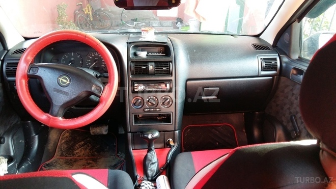 Opel Astra 1999, 300,000 km - 1.6 л - Şirvan