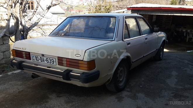 Ford Granada 1984, 375,000 km - 2.0 l - Bakı