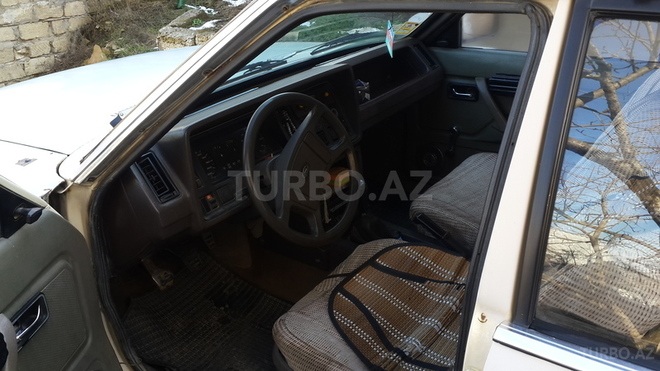 Ford Granada 1984, 375,000 km - 2.0 l - Bakı