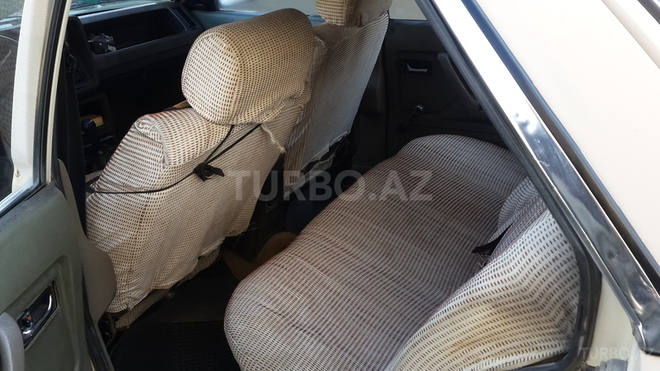 Ford Granada 1984, 375,000 km - 2.0 l - Bakı