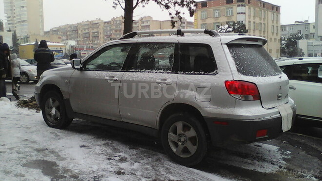 Mitsubishi Outlander 2003, 120,000 km - 2.3 l - Bakı