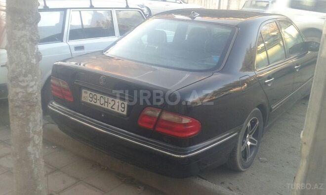 Mercedes E 240 2000, 216,322 km - 2.4 l - Bakı
