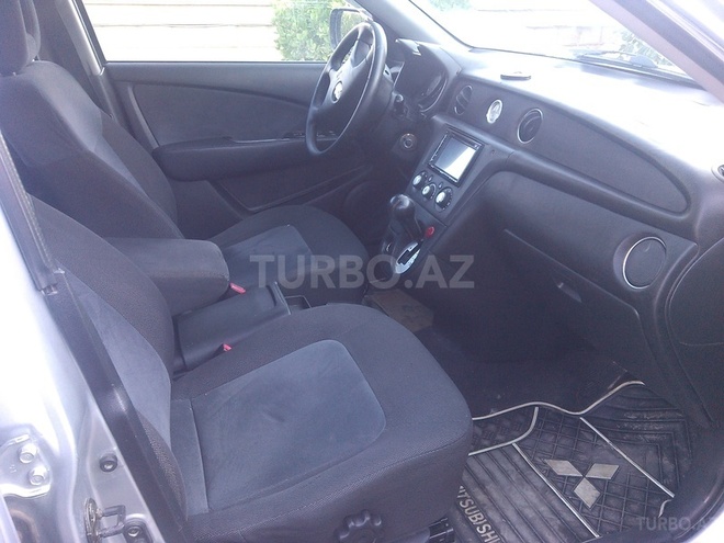 Mitsubishi Airtrek 2003, 214,000 km - 2.4 l - Xırdalan