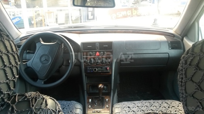 Mercedes C 230 1999, 250,000 km - 2.3 l - Bakı