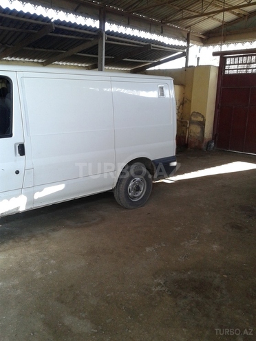 Ford Transit 2004, 17,850 km - 0.1 l - Salyan