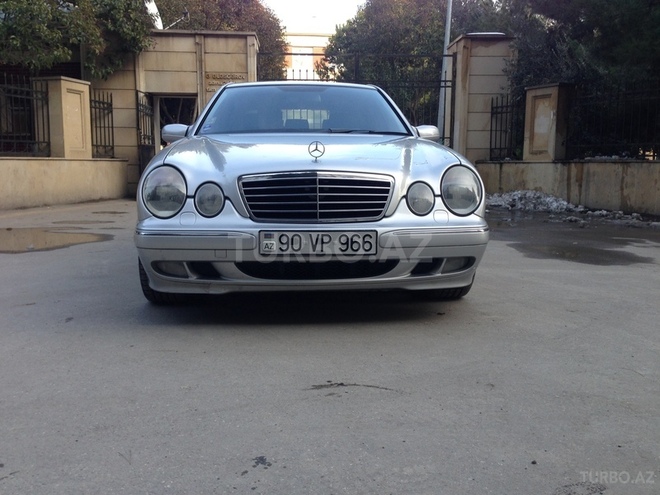 Mercedes E 200 2001, 189,000 km - 2.0 л - Bakı