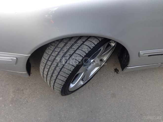 Mercedes E 200 2001, 189,000 km - 2.0 л - Bakı