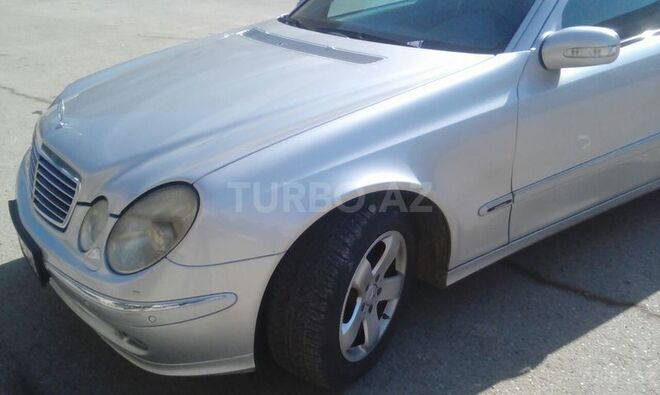Mercedes E 270 2005, 260,000 km - 2.7 л - Bakı