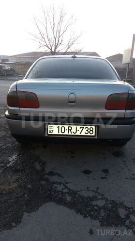 Opel Omega 1995, 235,500 km - 2.0 l - Şəki