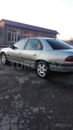 Opel Omega 1995, 235,500 km - 2.0 l - Şəki