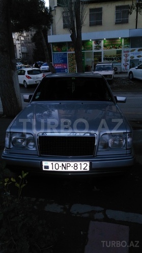 Mercedes E 220 1994, 306,954 km - 2.2 л - Bakı