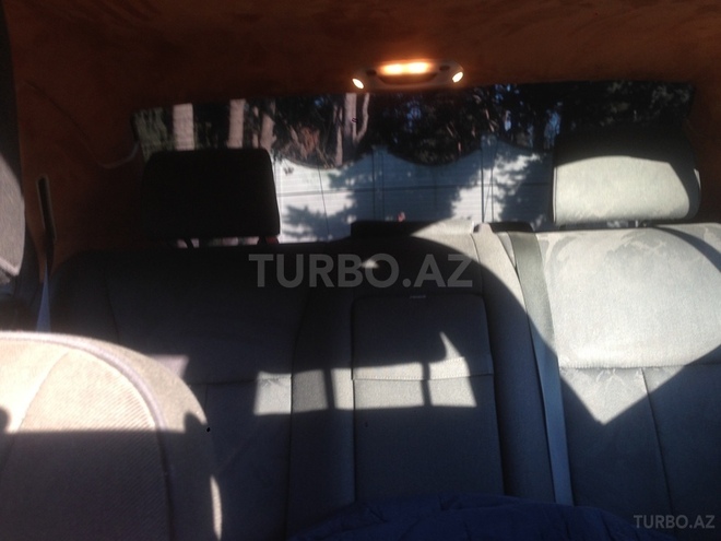 Mercedes E 240 1998, 233,000 km - 2.4 л - Bakı