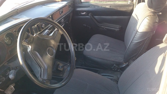 GAZ 3102 1986, 150,000 km - 2.4 l - Şirvan