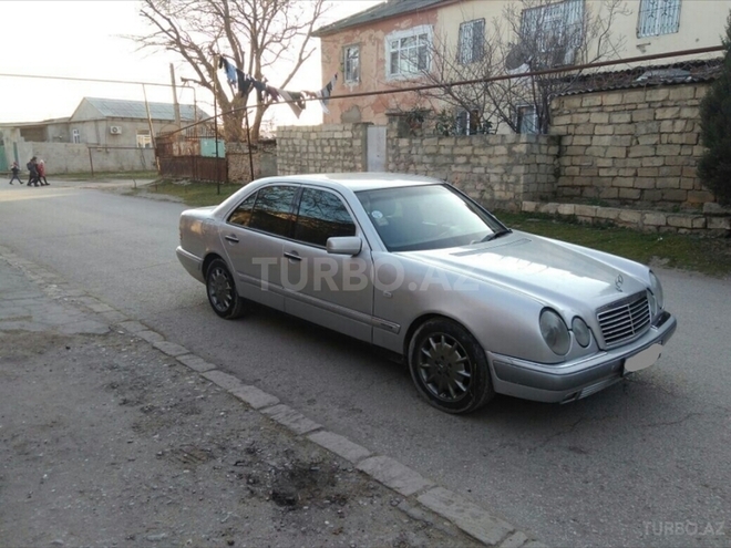 Mercedes E 230 1996, 315,368 km - 2.3 l - Sumqayıt