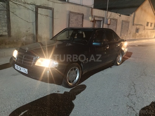 Mercedes C 180 1995, 300,000 km - 1.8 l - Bakı