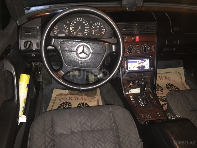 Mercedes C 180 1995, 300,000 km - 1.8 l - Bakı