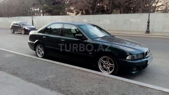 BMW 540 2001, 325,000 km - 4.4 l - Bakı