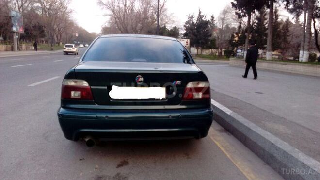 BMW 540 2001, 325,000 km - 4.4 l - Bakı