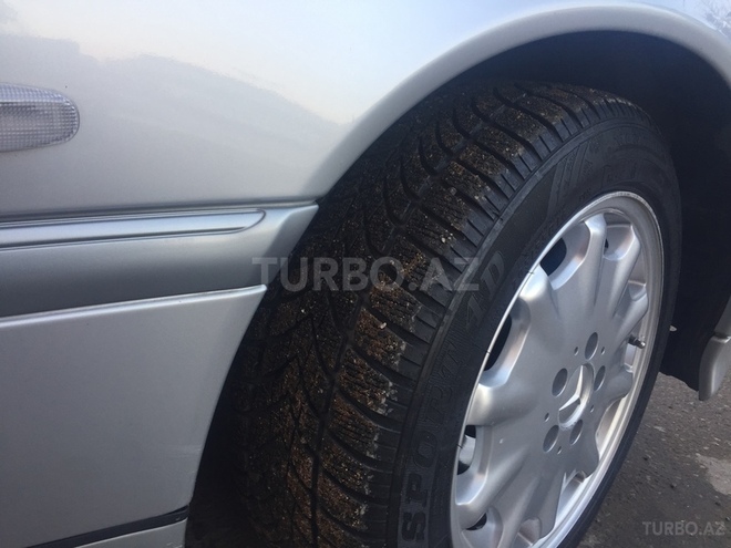 Mercedes C 240 1998, 188,000 km - 2.4 l - Bakı