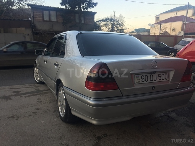 Mercedes C 240 1998, 188,000 km - 2.4 l - Bakı