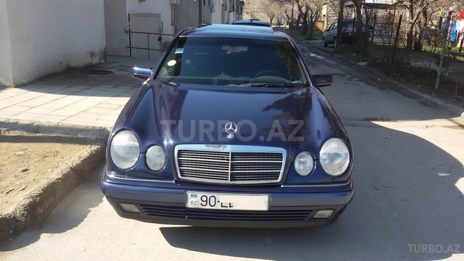 Mercedes E 230 1996, 312,000 km - 2.3 l - Sumqayıt