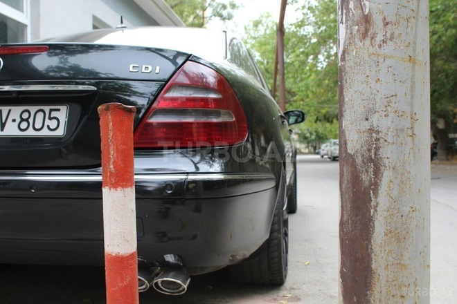 Mercedes E 270 2002, 184,000 km - 0.3 l - Bakı