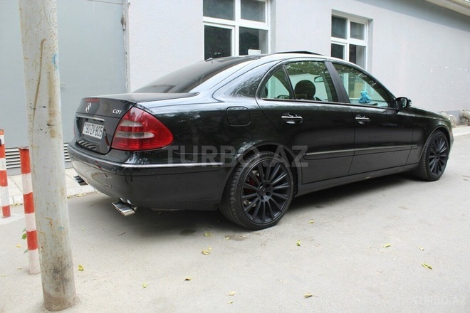 Mercedes E 270 2002, 184,000 km - 0.3 l - Bakı