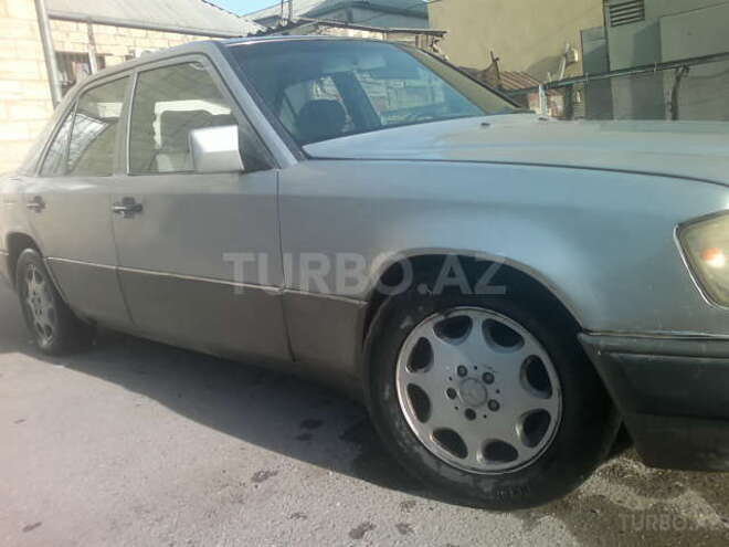 Mercedes E 200 1993, 328,616 km - 0.2 l - Bakı