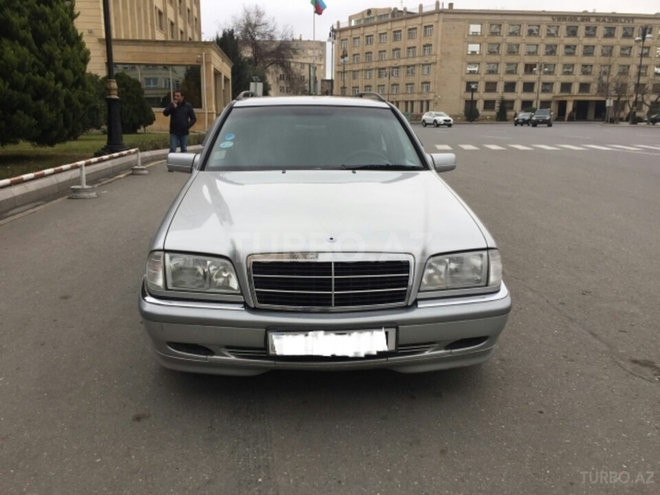 Mercedes C 220 1998, 295,000 km - 2.2 l - Bakı