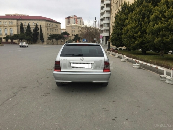Mercedes C 220 1998, 295,000 km - 2.2 l - Bakı
