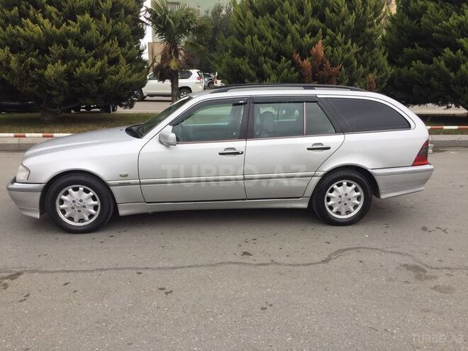 Mercedes C 220 1998, 295,000 km - 2.2 l - Bakı
