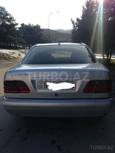 Mercedes E 230 1995, 405,000 km - 2.3 l - Bakı