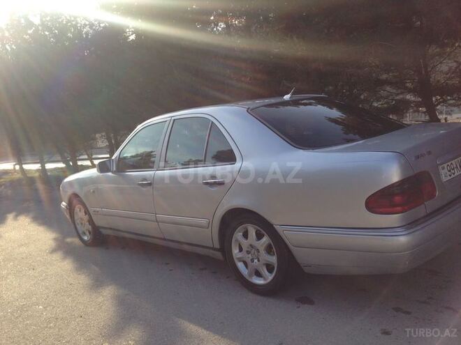 Mercedes E 230 1995, 405,000 km - 2.3 l - Bakı