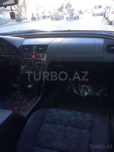 Mercedes C 180 1999, 232,000 km - 1.8 l - Bakı