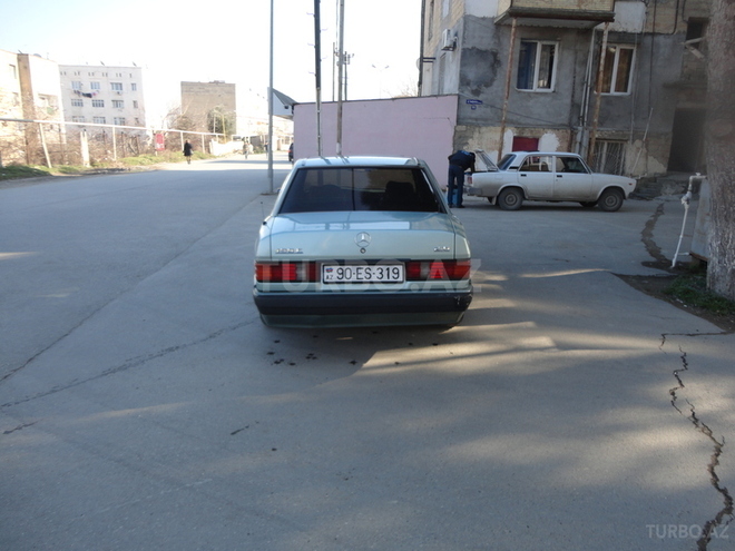 Mercedes 190 1992, 394,000 km - 2.0 l - Bakı